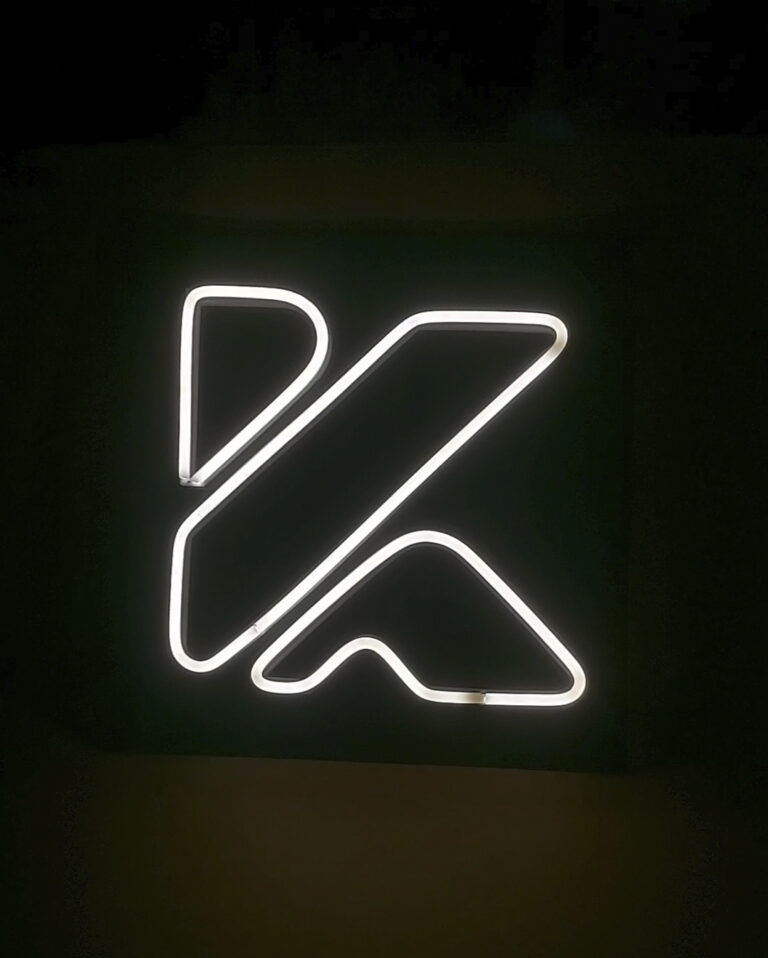 kreatica logo neon